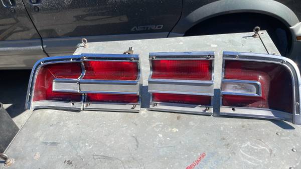 MOPAR parts bundle, dovoz USA — foto 8 z 10
