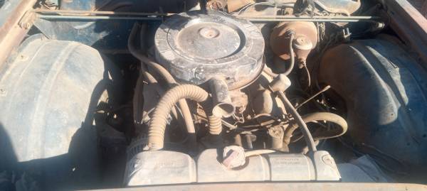 383 V8 Mopar engine with rebuilt auto 727 transmission, dovoz USA — foto 1