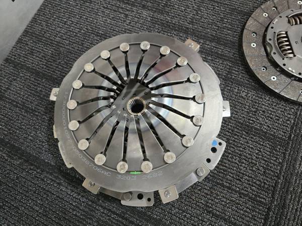 OEM komponent — Dodge, dovoz USA — foto 5 z 11