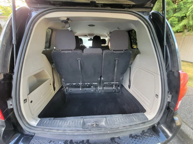 2018 Dodge Grand Caravan – Original Owner – Roof Cargo Rack, dovoz Kanada — foto 4 z 5