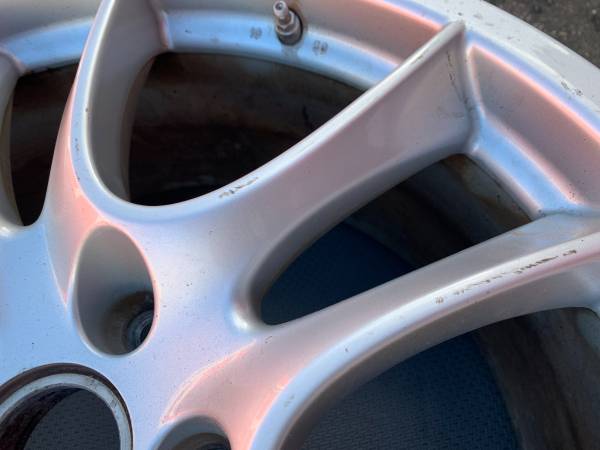 1 X Genuine OEM 21X10 Porsche Cayenne GTS wheel 7L5.601.025.T, dovoz Kanada — foto 5 z 5