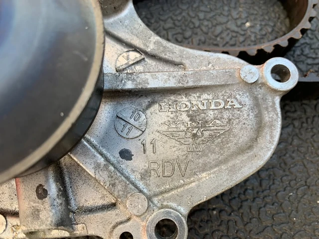 Genuine OE Honda Timing Belt/vodní čerpadlo Kit 2011-17 odyssey, dovoz Kanada — foto 2 z 5