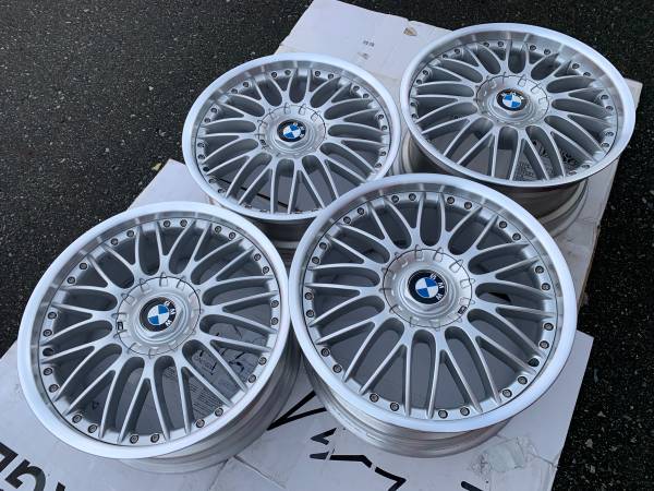 sada OE BMW 101M 2 Piece BBS 19" E60 rims in showroom cond, dovoz Kanada — foto 2 z 5