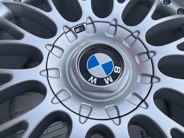 sada OE BMW 101M 2 Piece BBS 19" E60 rims in showroom cond, dovoz Kanada — foto 5 z 5