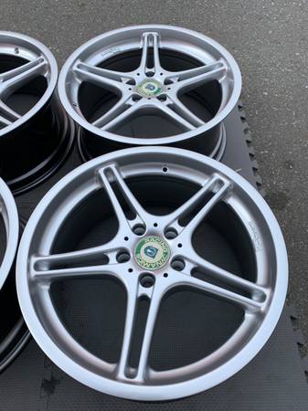 Ultra Rare - Brand nový BMW Genuine Rd2 Racing Dynamics 19x8.5, dovoz Kanada — foto 3 z 5
