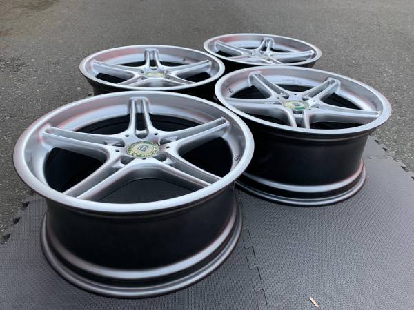 Ultra Rare - Brand nový BMW Genuine Rd2 Racing Dynamics 19x8.5, dovoz Kanada — foto 4 z 5