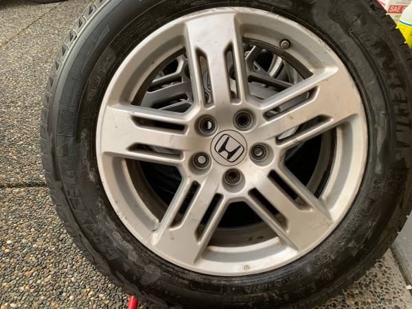 sada OE 18" Honda Odyssey Michelin X-ice Winter Package, dovoz Kanada — foto 3 z 5