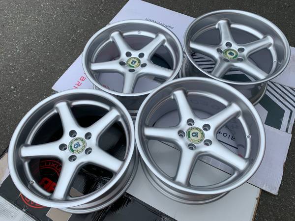ULTRA RARE - BMW GENUINE Racing dynamics RD 19X8.5/9.5 as nový, dovoz Kanada — foto 4 z 5