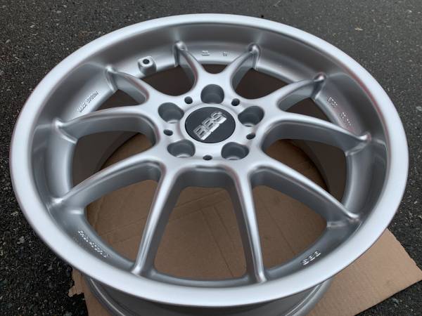 A RARE pár(2) of Genuine BBS RK011 18X8.5 ET38 Rims as nový, dovoz Kanada — foto 2 z 5