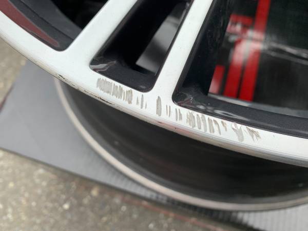 1 X Genuine 20x9 ET44 G30 G31 BMW individual style 759 zadní Rim, dovoz Kanada — foto 4 z 5