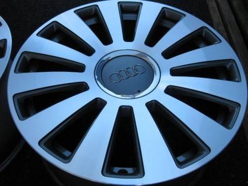 Genuine Factory OE Audi A8 19" rims in showroom condition, dovoz Kanada — foto 4 z 5