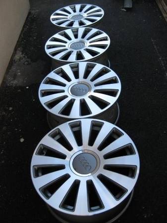 Genuine Factory OE Audi A8 19" rims in showroom condition, dovoz Kanada — foto 5 z 5