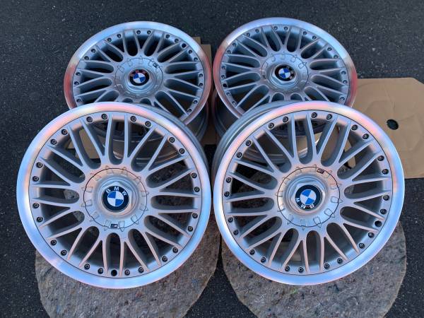 sada 2PC BBS 18X8.5 ET50 Genuine BMW style 101M rims exc cond, dovoz Kanada — foto 3 z 5