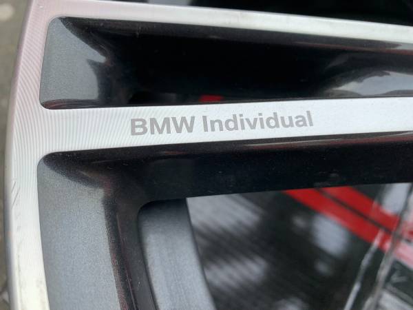 1 X Genuine 20x8 ET30 G30 G31 BMW individual style 759 přední Rim, dovoz Kanada — foto 3 z 3