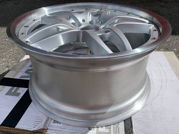 1 X single zadní BMW 2PC 18X8.5 ET50 Rim Style 71 rim as nový cond, dovoz Kanada — foto 3 z 5