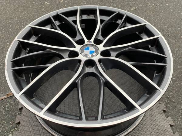 1 X single přední 20X8 BMW Forged Style 405M performance rim, dovoz Kanada — foto 2 z 5