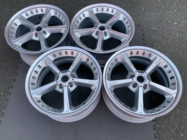 RARE - sada Genuine 20" BMW AC SCHNITZER TYPE 4 rims exc cond, dovoz Kanada — foto 1 z 5 RARE - sada Genuine 20" BMW AC SCHNITZER TYPE 4 rims exc cond, dovoz Kanada — foto 1 z 5