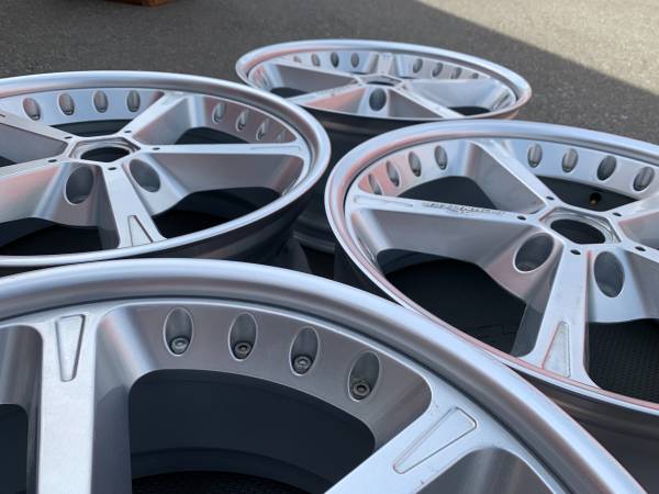 RARE - sada Genuine 20" BMW AC SCHNITZER TYPE 4 rims exc cond, dovoz Kanada — foto 2 z 5