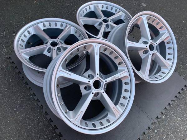 RARE - sada Genuine 20" BMW AC SCHNITZER TYPE 4 rims exc cond, dovoz Kanada — foto 3 z 5