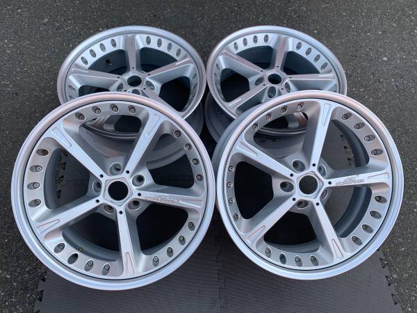 RARE - sada Genuine 20" BMW AC SCHNITZER TYPE 4 rims exc cond, dovoz Kanada — foto 4 z 5