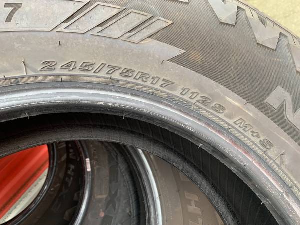 sada demontovaný 245/75/17 M+S 112S Nexen Rodian HTX2 with 90%, dovoz Kanada — foto 4 z 5
