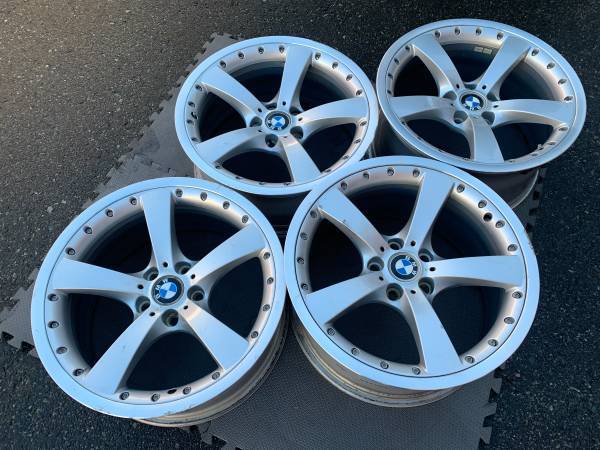 sada RARE 19" OE BMW E60 5 series 2 Piece rims style 179 rims, dovoz Kanada — foto 3 z 5