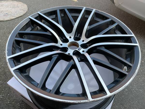 1 X single zadní 21X10 BMW Forged Style 650M rim good použitý cond, dovoz Kanada — foto 2 z 5