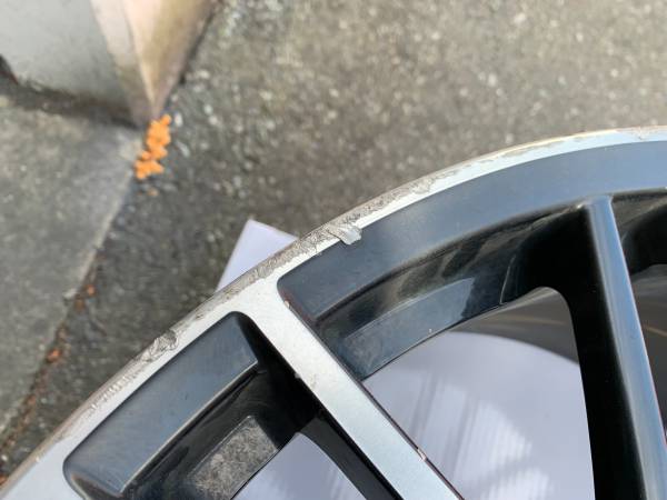 1 X single zadní 21X10 BMW Forged Style 650M rim good použitý cond, dovoz Kanada — foto 4 z 5
