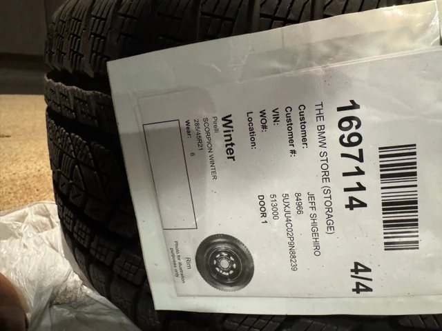Kola — BMW X7, dovoz Kanada — foto 4 z 5