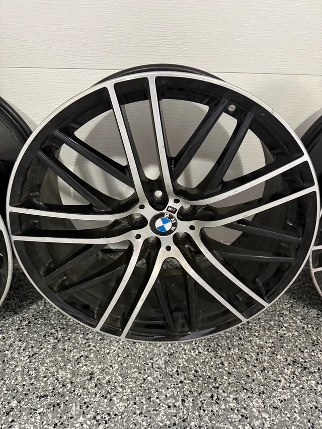 BMW 750i M-Sport Style Rims Staggered, sada 4 (Rims Only, No, dovoz Kanada — foto 5 z 5