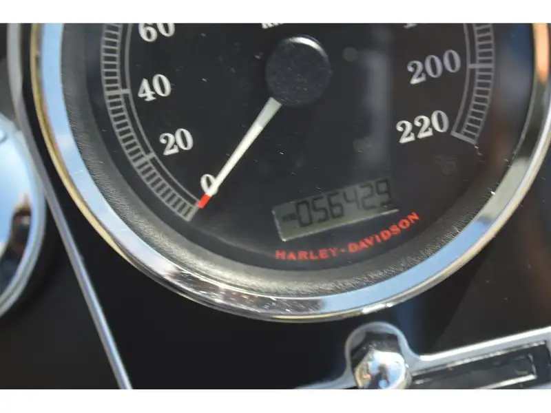 2012 Harley-Davidson FL, černá, dovoz Kanada — foto 7 z 7
