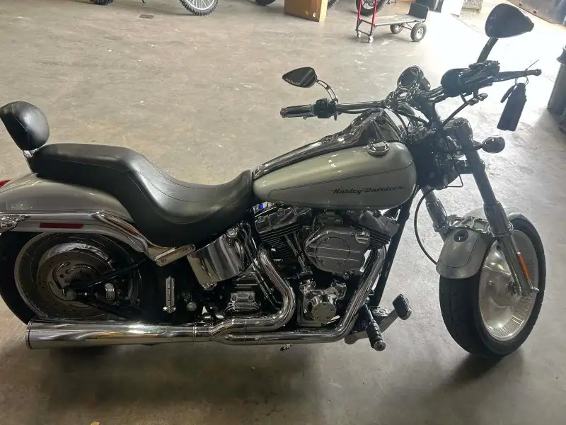 2004 Harley-Davidson Unspecified, 35 722 km, dovoz Kanada — foto 5 z 5