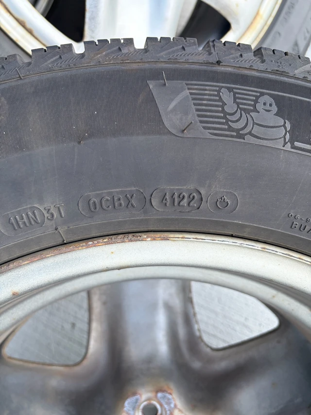 2017–2026 Mazda CX-5 OE Winter Tire Package (Michelin X, dovoz Kanada — foto 3 z 5