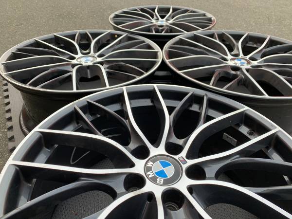 sada 20X8/8.5 BMW Forged Style 405M rims in good použitý cond, dovoz Kanada — foto 5 z 5