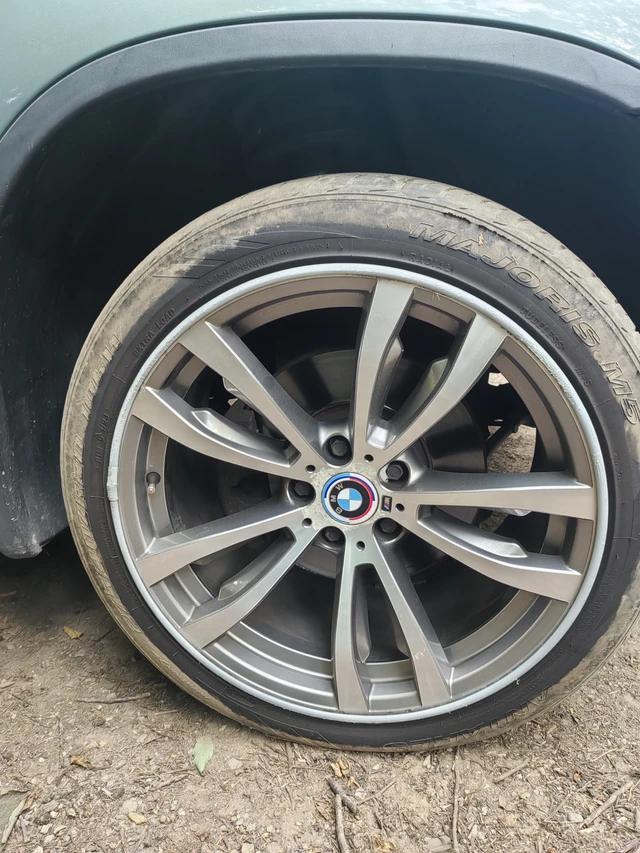 BMW Style 469M 20" Wheels - Need to sell ASAP, dovoz Kanada — foto 3 z 5