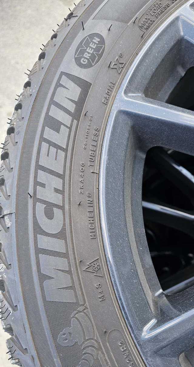 Audi Tires and Rims, dovoz Kanada — foto 3 z 3