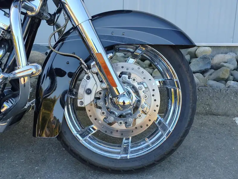 2011 Harley-Davidson Unspecified, šedá, 94 193 km, dovoz Kanada — foto 6 z 12