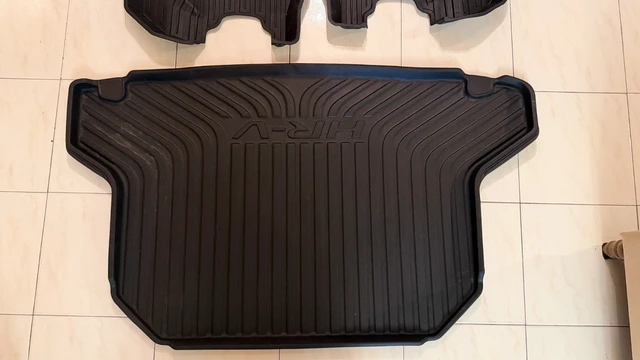 2016-2022 HONDA HR-V ORIGINAL FLOOR AND TRUNK MATS, dovoz Kanada — foto 2 z 4