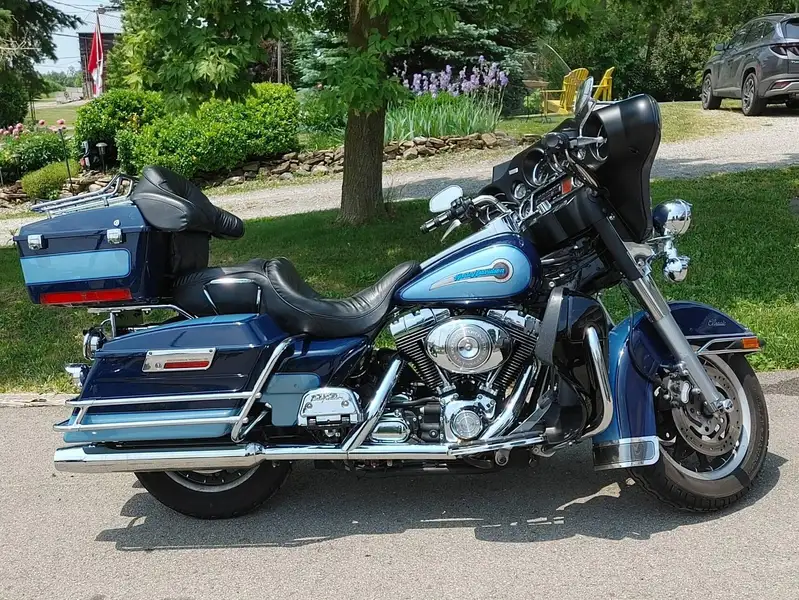 2003 Harley-Davidson Electra Glide, modrá, 39 015 km, dovoz Kanada — foto 3 z 3