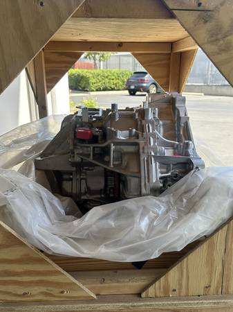 BNIB Toyota 2GR-FE AWD převodovka U660F (30500-0E080), dovoz USA — foto 5 z 10