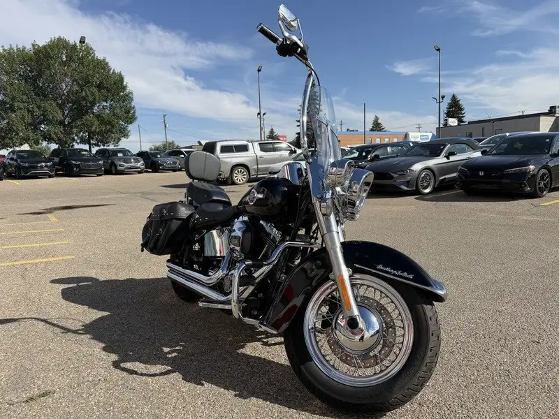 2016 Harley-Davidson Unspecified, černá, 18 526 km, dovoz Kanada — foto 3 z 6