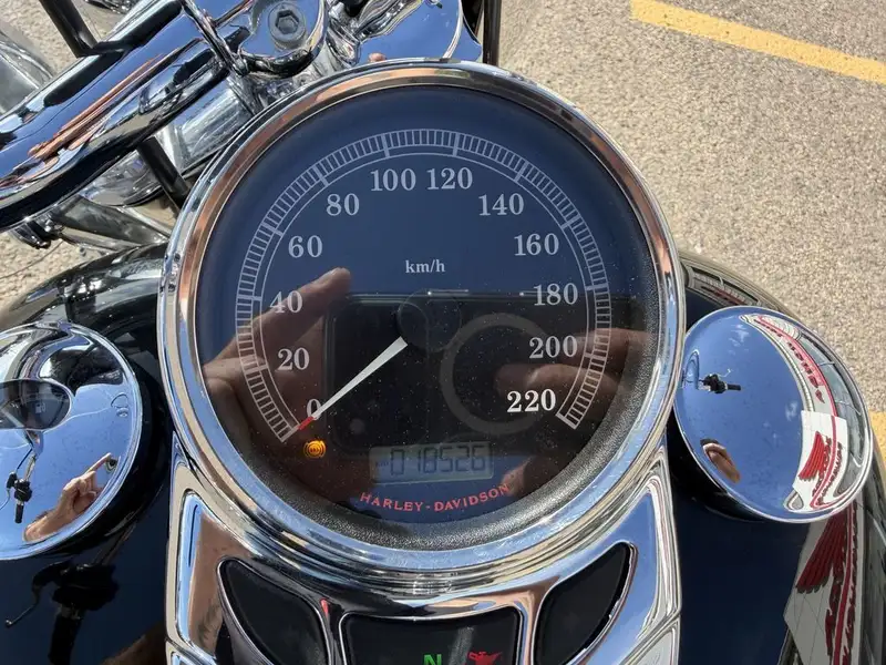 2016 Harley-Davidson Unspecified, černá, 18 526 km, dovoz Kanada — foto 6 z 6