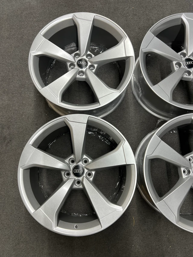 20" Audi S5 OE Wheels by BBS - 5x112 - Satin Silver, stříbrná, dovoz Kanada — foto 2 z 5
