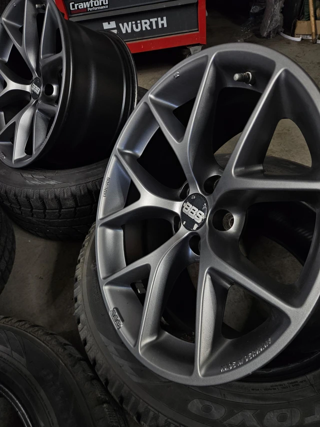 18" BBS SR Wheels - Porsche Macan Fitment TPMS - 5x112, dovoz Kanada — foto 4 z 5