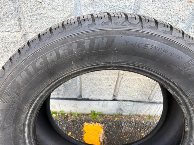 Winter tires - 4X Michelin X-ICE SNOW SUV, dovoz Kanada — foto 2 z 5