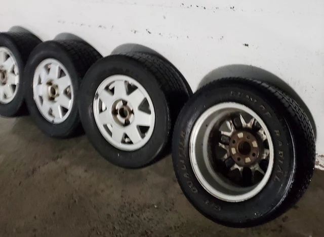 VW Scirocco Mag Wheels 4x Rims Original OE 1986-1987, dovoz Kanada — foto 2 z 5