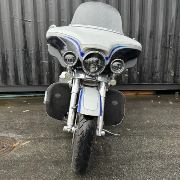 2009 Harley-Davidson Screamin Eagle, 258 860 km, dovoz Kanada — foto 3 z 12