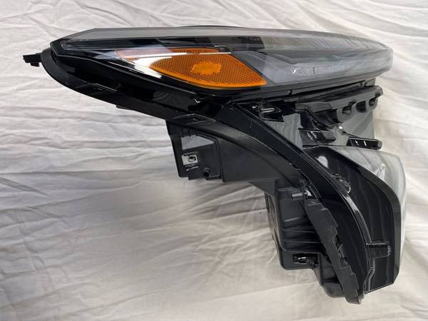 OE Chevrolet Bolt světlomet, dovoz USA — foto 2 z 7