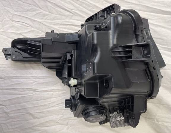 OE Chevrolet Bolt světlomet, dovoz USA — foto 4 z 7