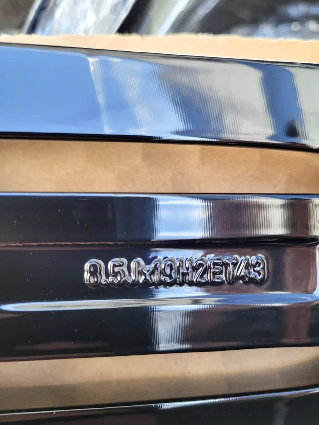 19" Audi S4 OE Wheels Gloss Black - 5x112 - MINT, černá, dovoz Kanada — foto 4 z 5